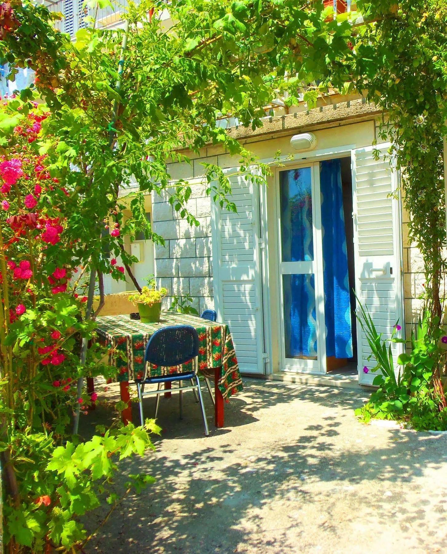 Guest House Kate Mlini Exterior foto