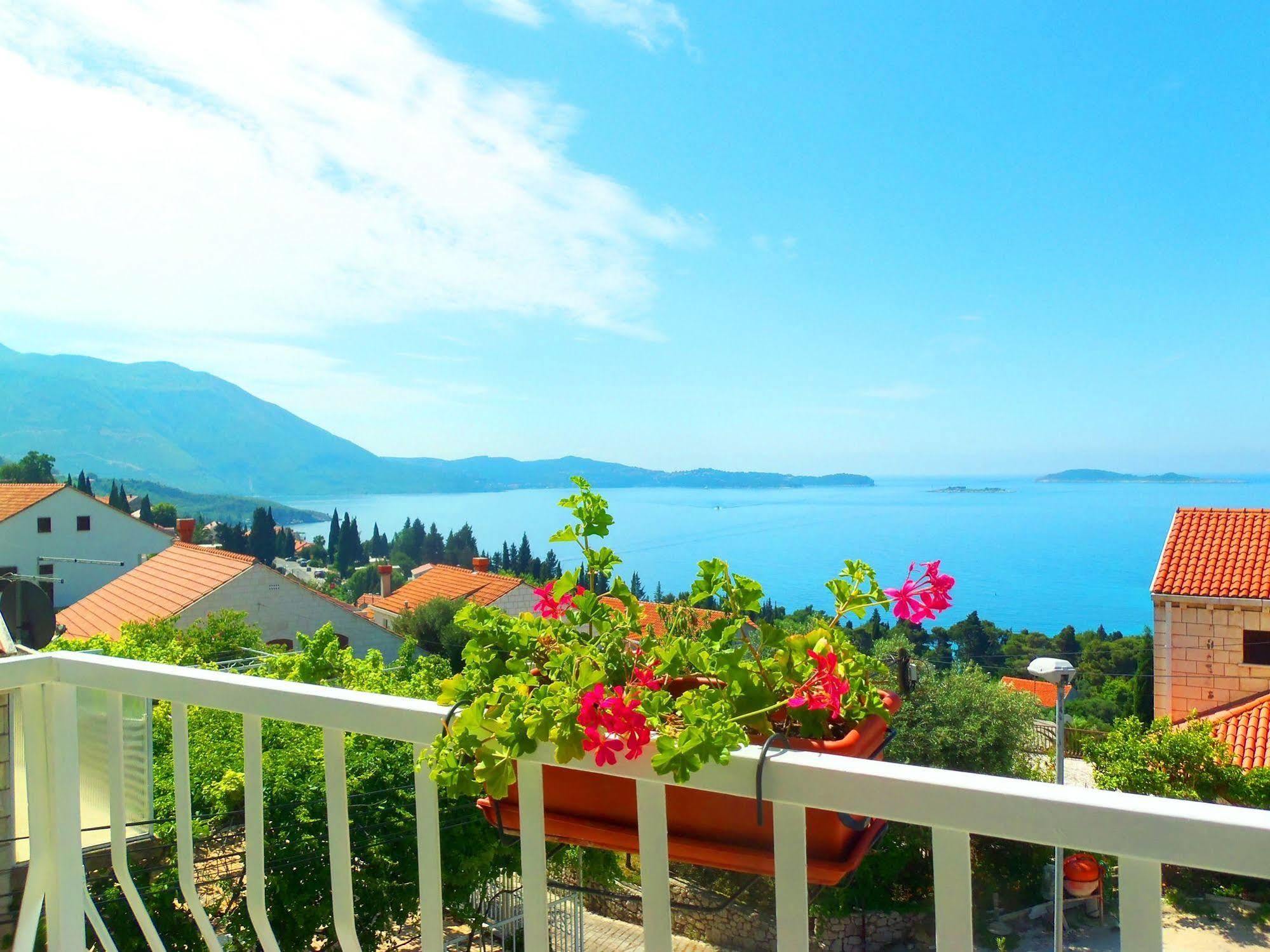 Guest House Kate Mlini Exterior foto